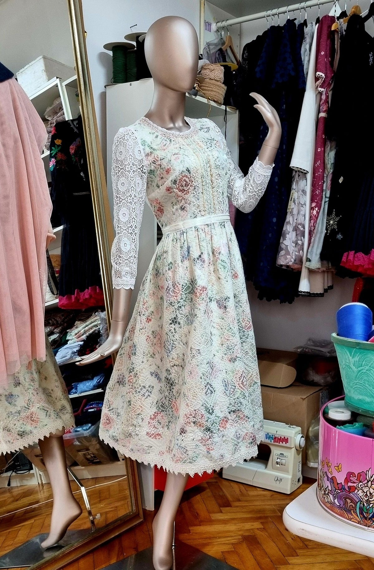 Rochia Vintage Floral Elegance